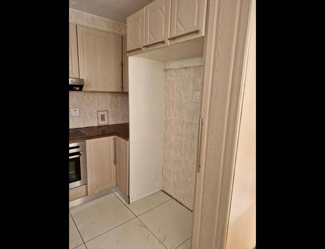 2 BEDROOM APARTMENT FOR SALE IN SOUTH BEACH